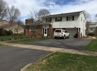 960 Saint Davids Rd, Williamsport, PA 17701