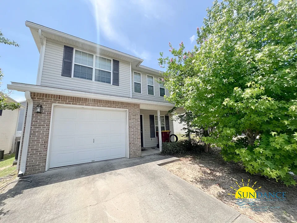 303 Dahlquist Dr