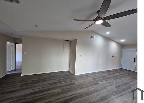 4018 Sunrise Cove Dr — Photo 6