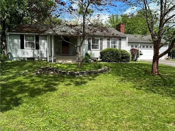 954 Graylea Cir, Elmira, NY 14905