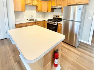 425 Huntington St #11, New Haven, CT 06511