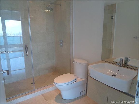 5th image of 200 Biscayne Boulevard Way APT 3503
