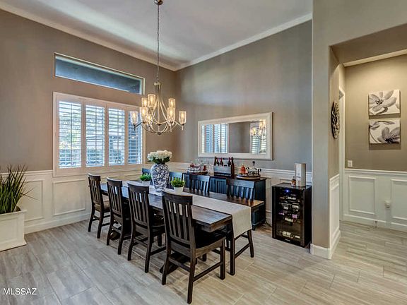 5th image of 460 E Sweet Clover Ct