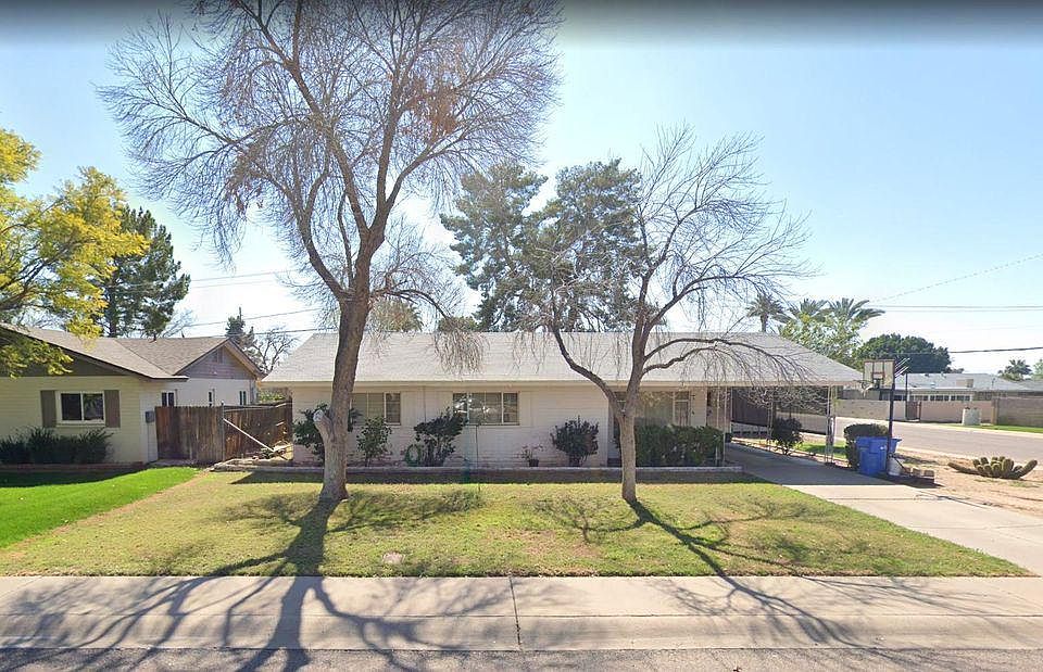 2nd image of 2601 E Pierson St
