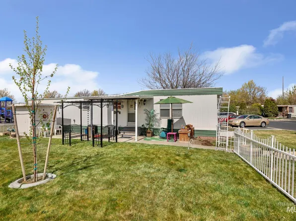 198 Southhills Rd #45, Twin Falls, ID 83301