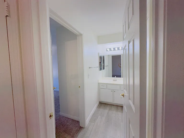 231 W Horizon Ridge Pkwy #927 — Photo 31