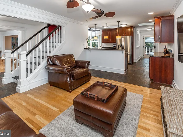 24 Camelia Ct — Photo 3