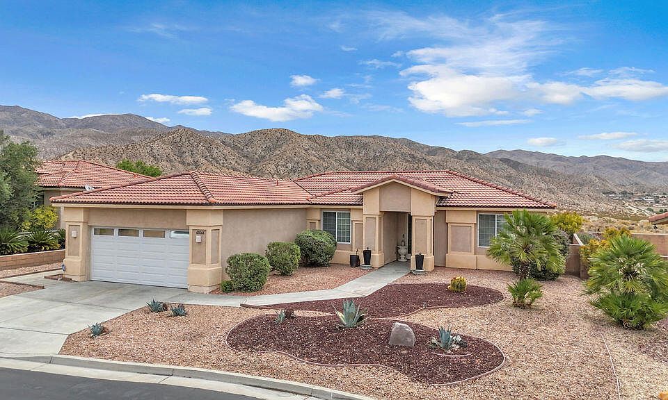 1st image of 65166 Cliff Cir