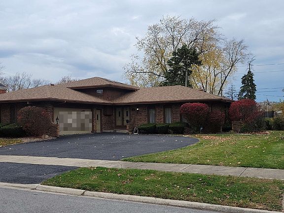 2nd image of 448 E 168th St