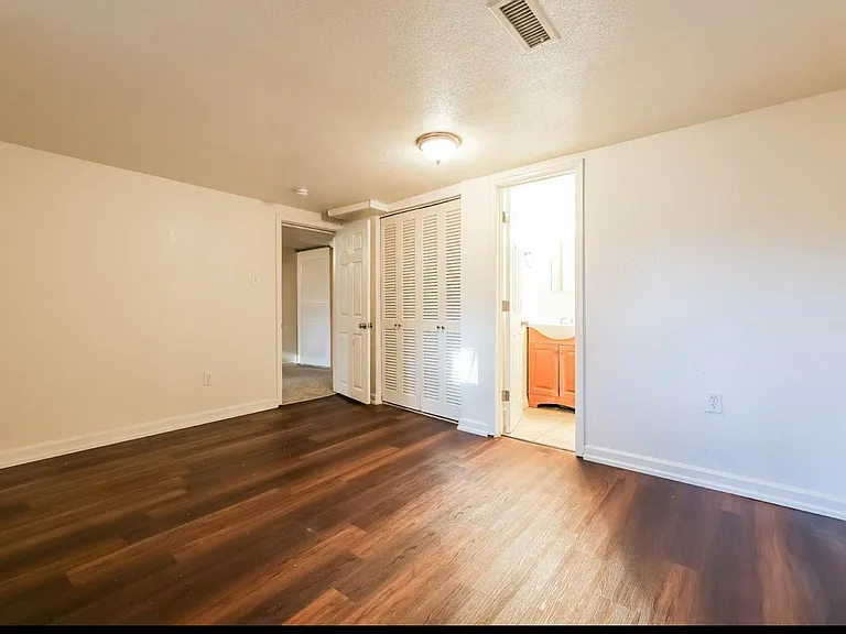 2048 Ironton St — Photo 5