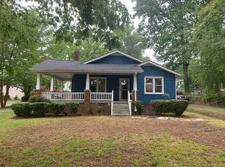 220 Ccc Camp Rd, Greer, SC 29651