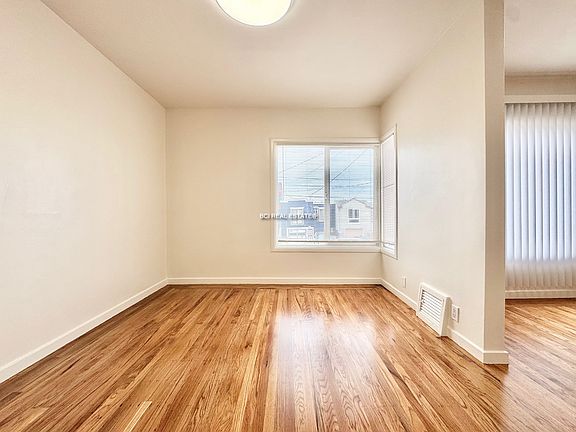 4th image of 1738 46th Ave