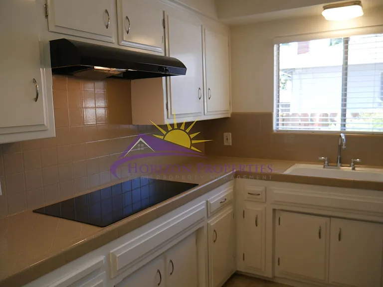 7296 Farm Dale Way — Photo 7