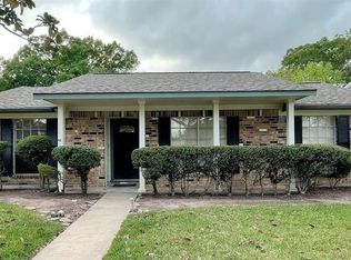 11807 Monticeto Ln, Meadows Place, TX 77477