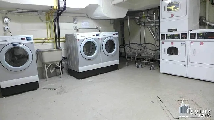 Rented by New York Quality Living Downtown | media 16