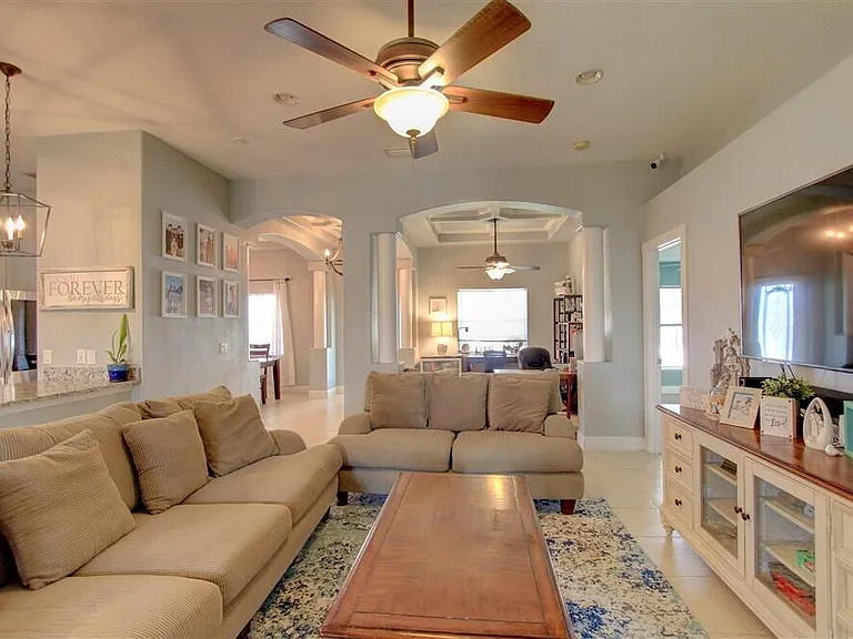 125 Palm Cir — Photo 19