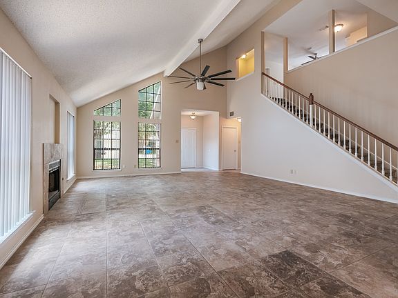 2nd image of 10138 Sandyglen