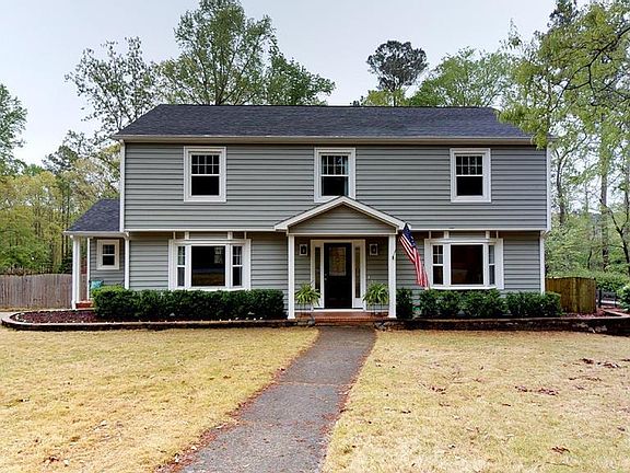 2nd image of 299 Wakefield Ln S