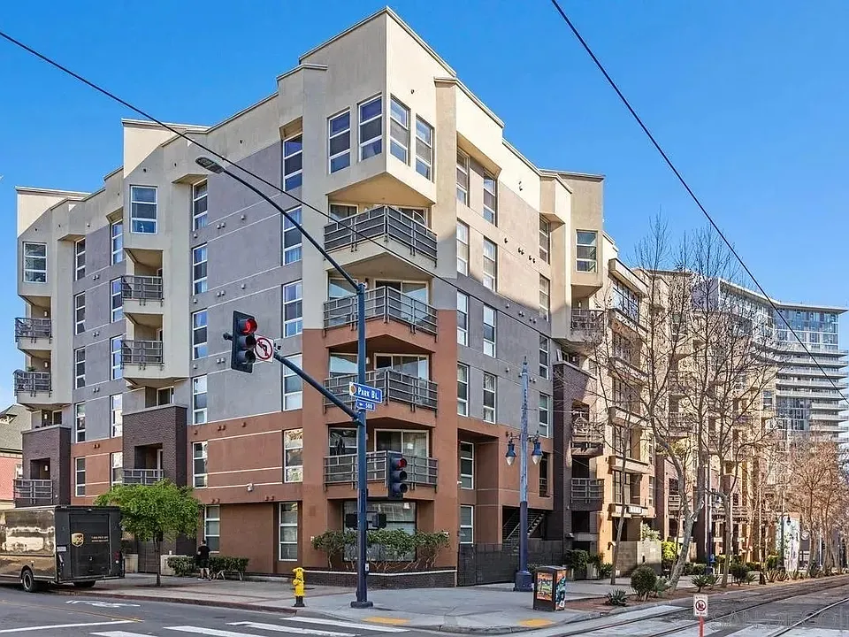 1225 Island Ave #517
