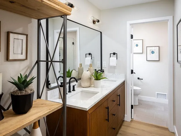 10531 Castine Ave — Photo 12