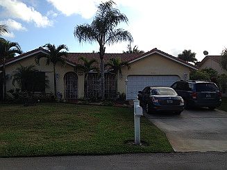 2nd image of 7010 NW 39th Pl