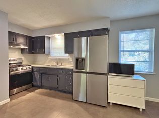 2641 Maverick Ln, Lawrence, KS 66046