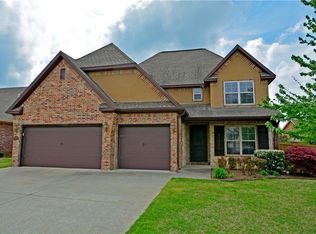 4214 W Willowbend Dr, Rogers, AR 72758