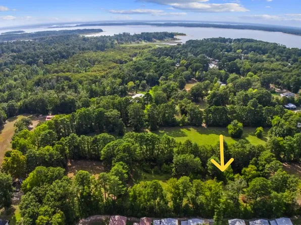 348 Mott Rd, Brookeland, TX 75931