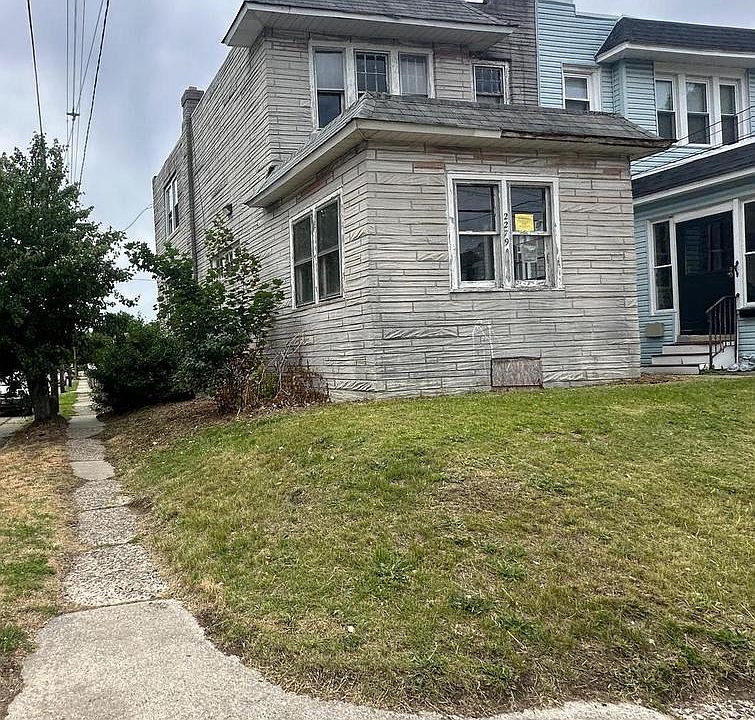 1st image of 2279 Hollinshed Ave