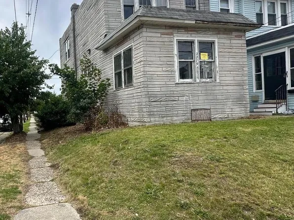 2279 Hollinshed Ave, Pennsauken, NJ 08110