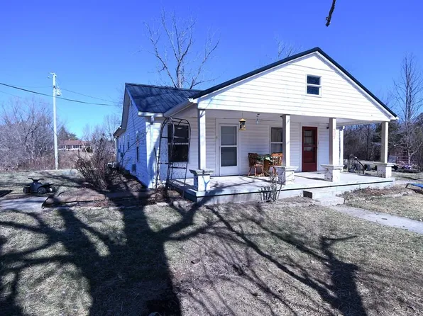 397 Interstate Highway B Maynard St, Spencer, TN 38585