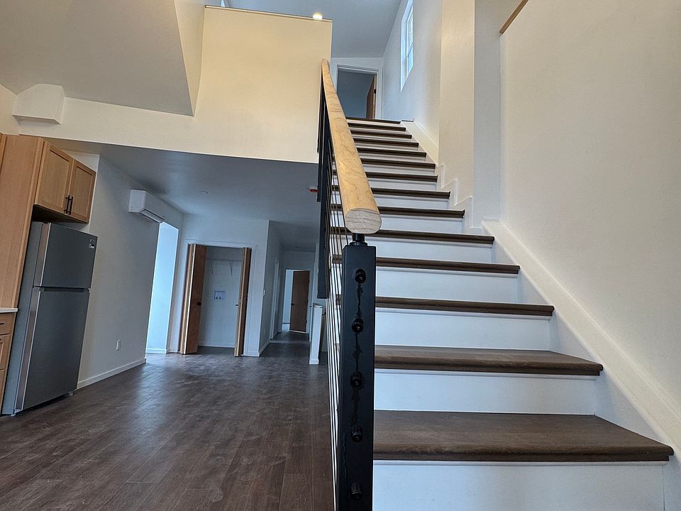 1st image of 1512 State St #3