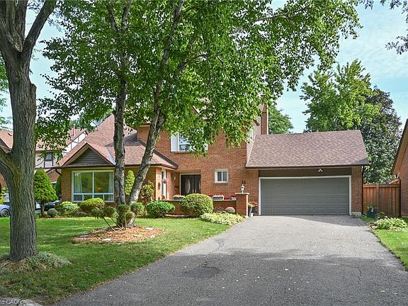 2nd image of 14 Ramsgate Ct