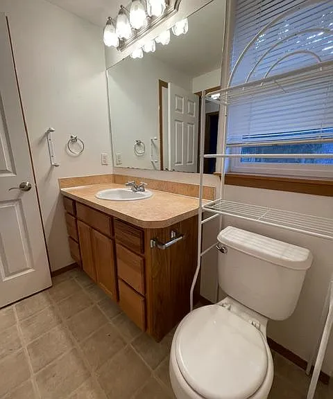 18111 Upland Dr SE — Photo 23