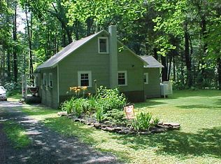 111 Snow Ln, Tannersville, PA 18372