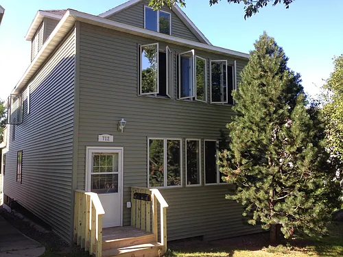 712 Garfield St #2 Photo 1