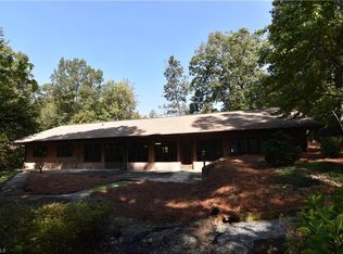 1026 Black Farm Rd, Thomasville, NC 27360