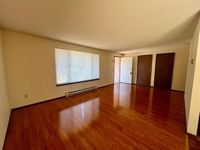 9306B White Top Ave NE — Photo 5