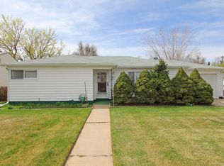 9962 E Lowry Pl, Aurora, CO 80010