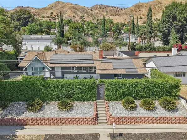 10065 Foothill Blvd, Sylmar, CA 91342