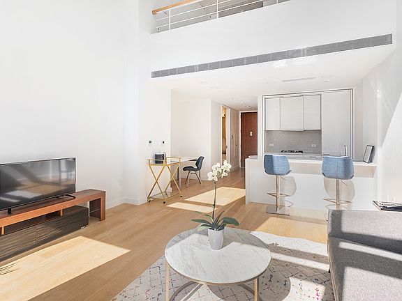 2nd image of 301 E 61st St APT 3D