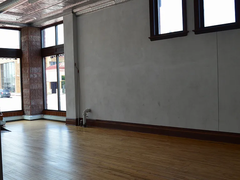 1202 Tower Ave — Photo 9