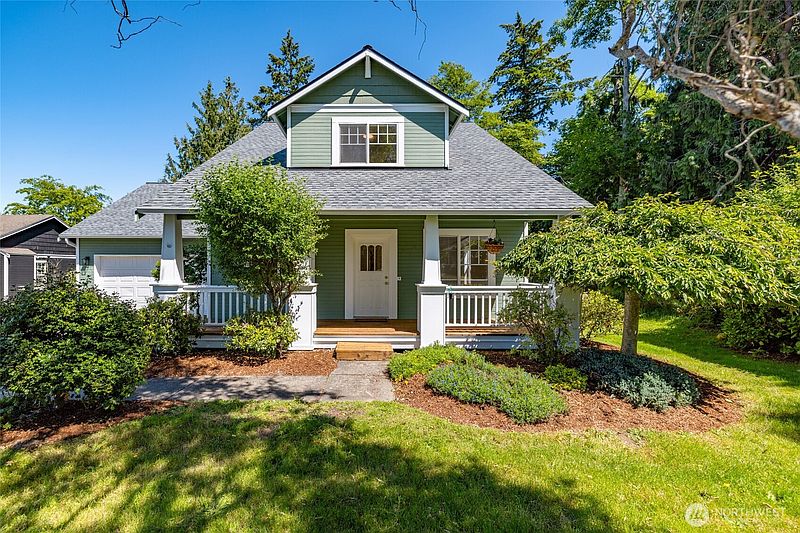 3rd image of 2609 C Avenue