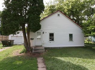 1214 Jackson Ave, Spirit Lake, IA 51360