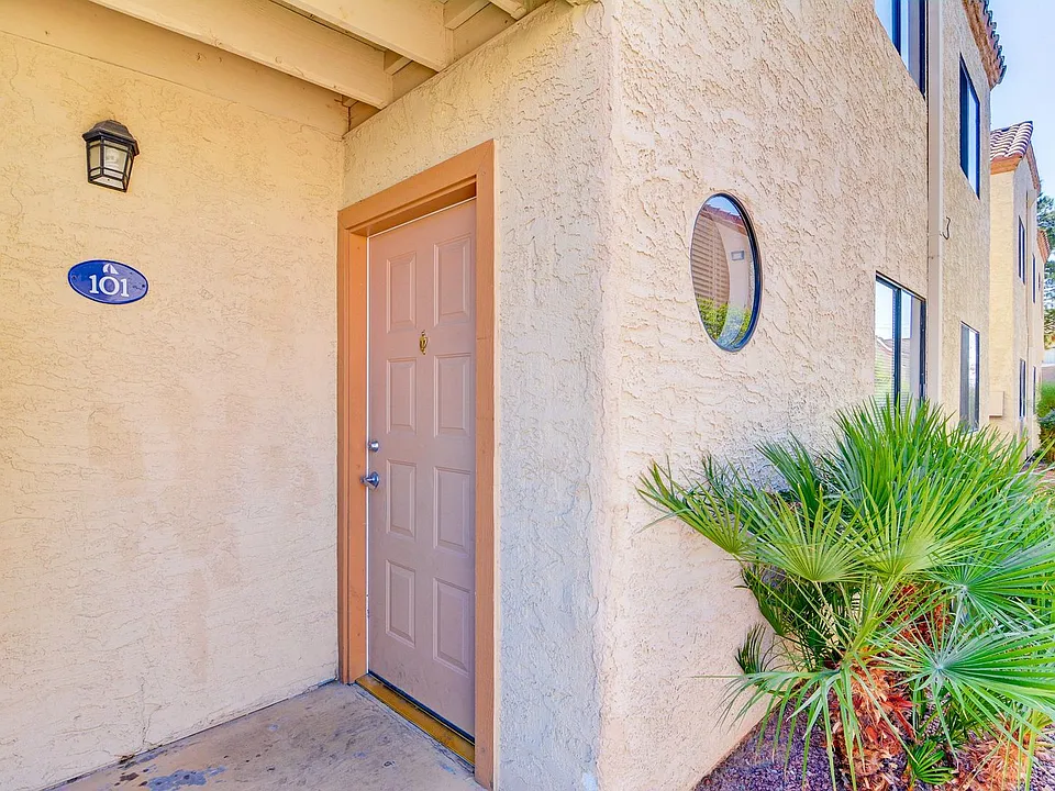 2974 Juniper Hills Blvd #101