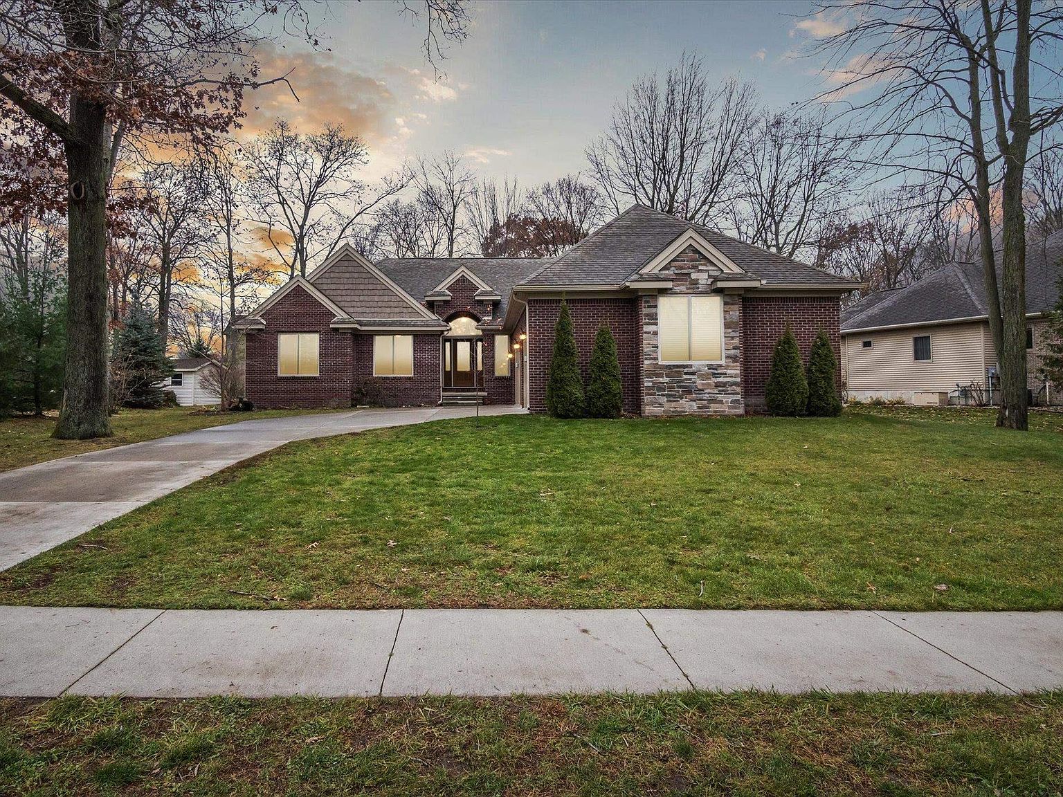 3012 Wedgewood Dr, Fort Gratiot, MI 48059 Zillow