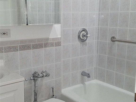 5th image of 46-01 39th Ave APT 105