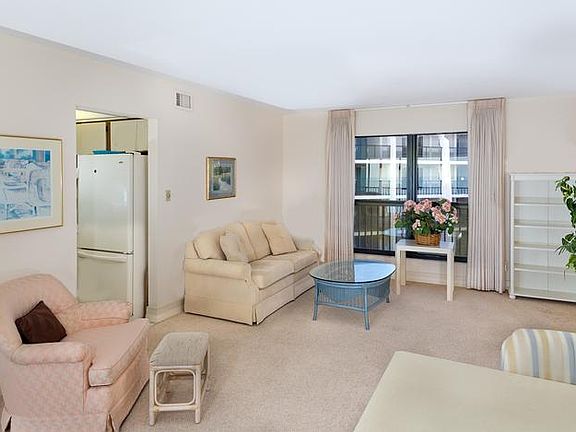 5th image of 1501 Middle Gulf Dr #304E