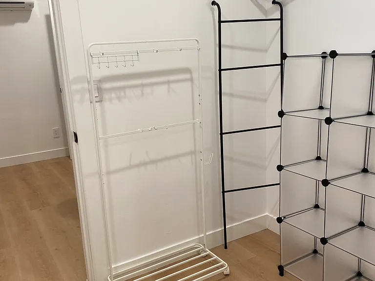 room3- closet
