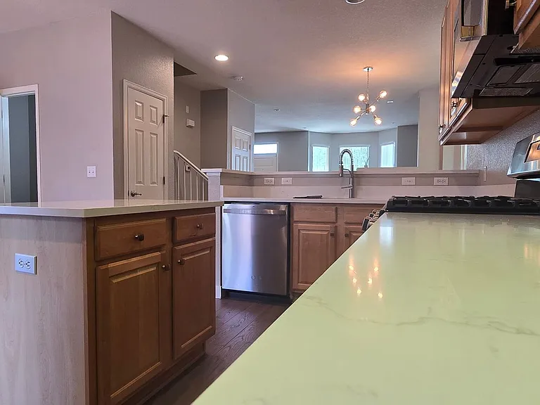 3833 W 118th Pl — Photo 3